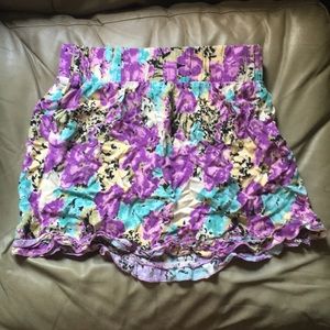 🌸SALE🌸 COOL TONED FLORAL SKIRT